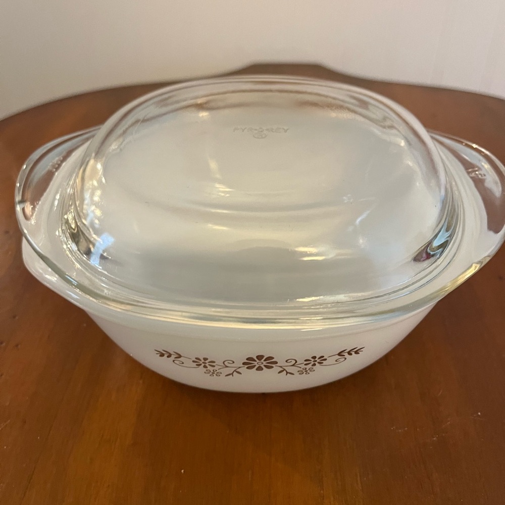 Vintage Pyr-o-Rey‎ Casserole Dish with Lid
